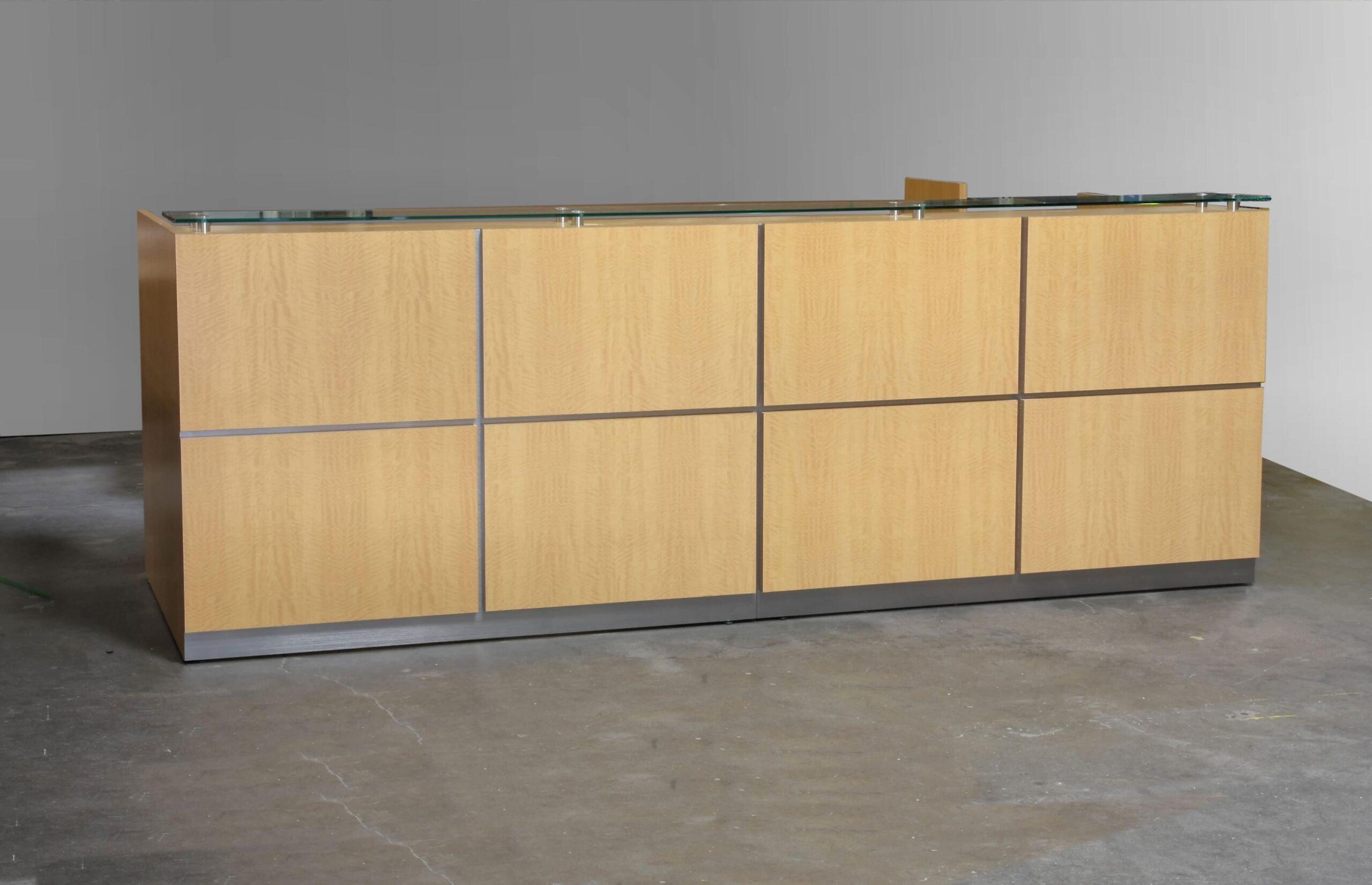 Deskmakers_Custom_Reception_3